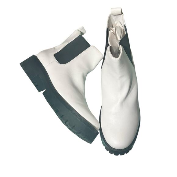 B7. BP Kora Lug Chelsea Boots White Size 9M - Picture 3 of 8